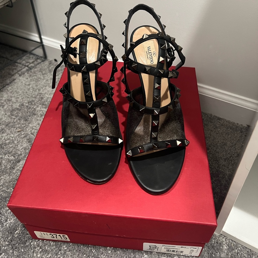 Valentino Garvani Sandal